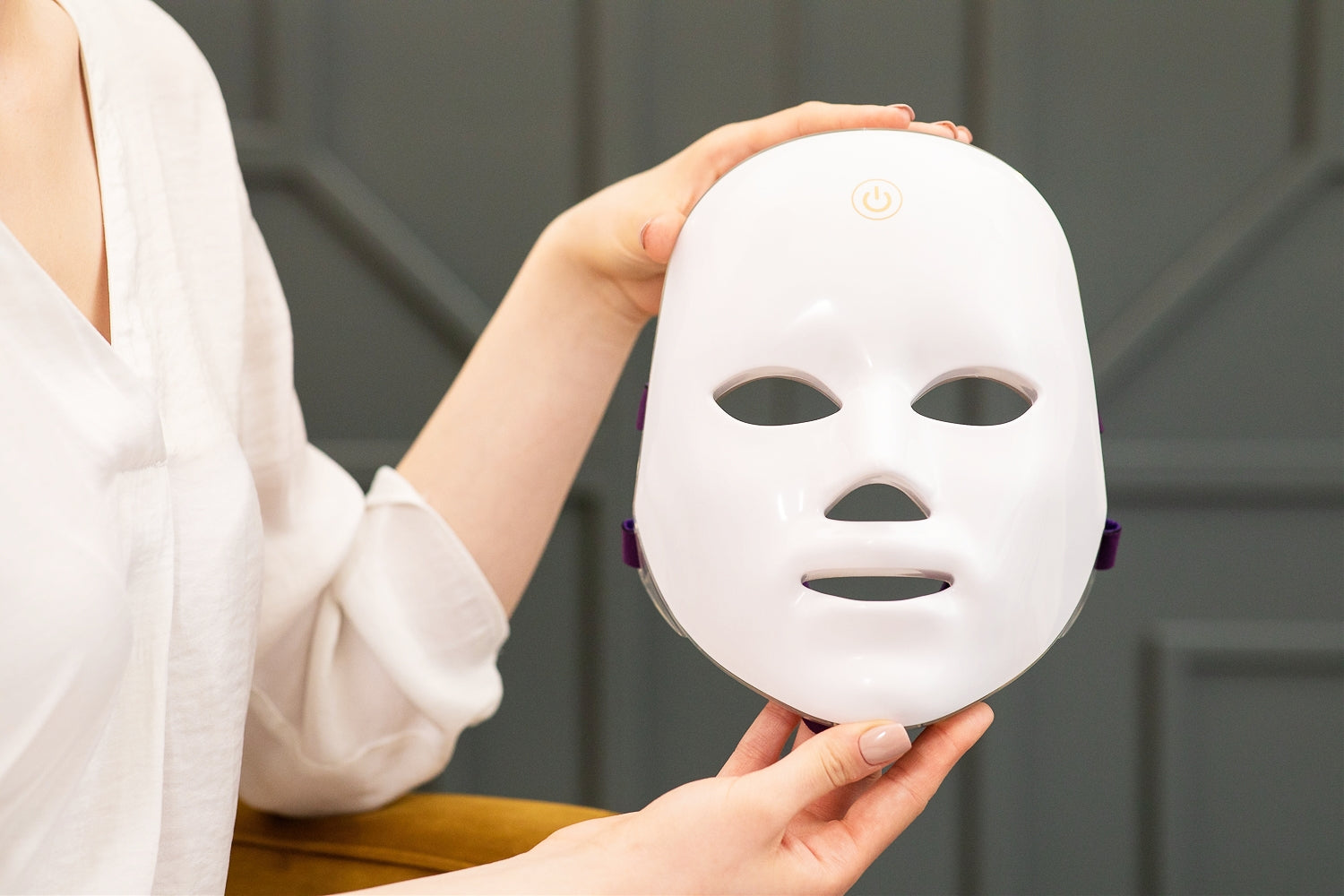 MIRA Led Facial Mask